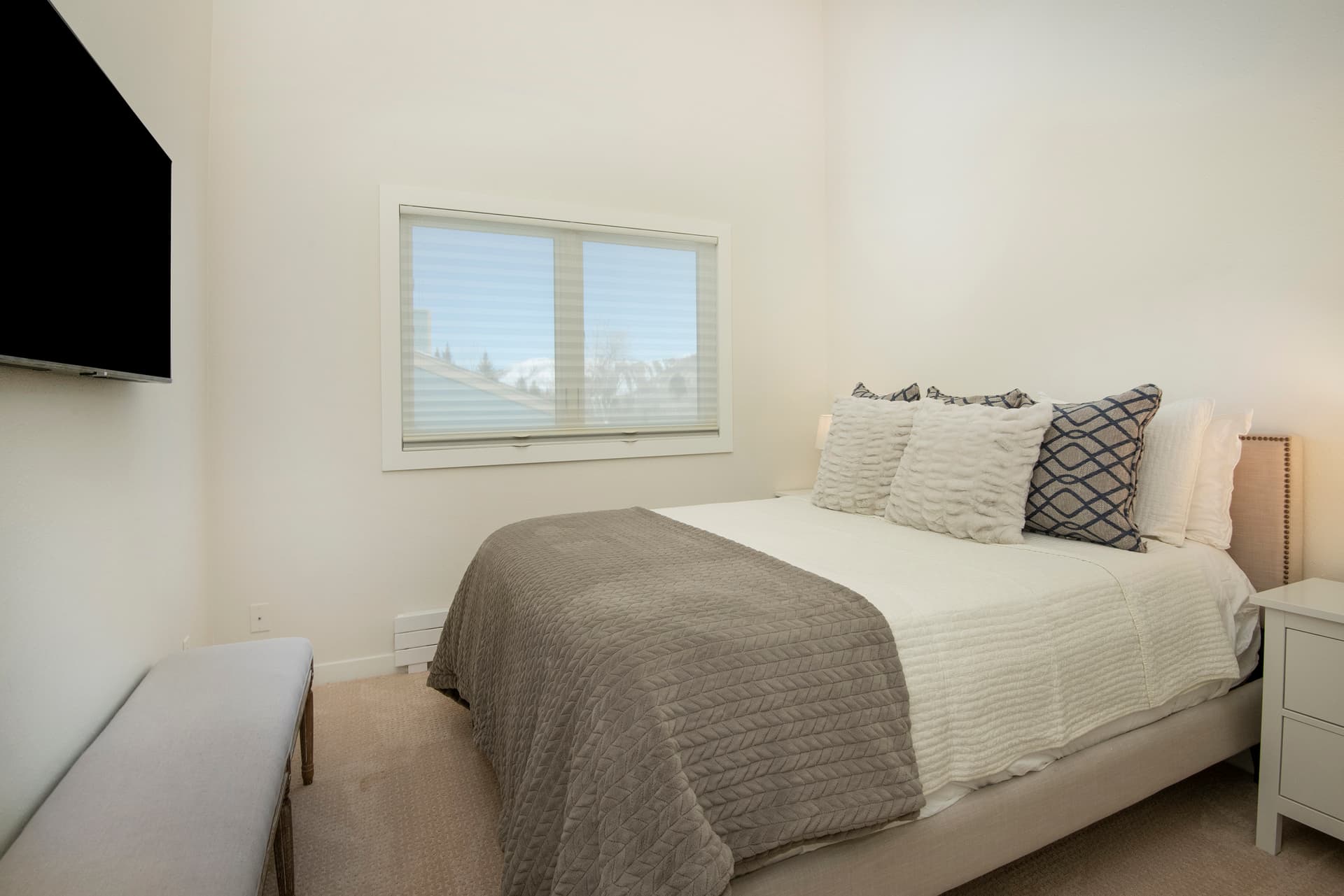 Deer Boulevard House - Image 22