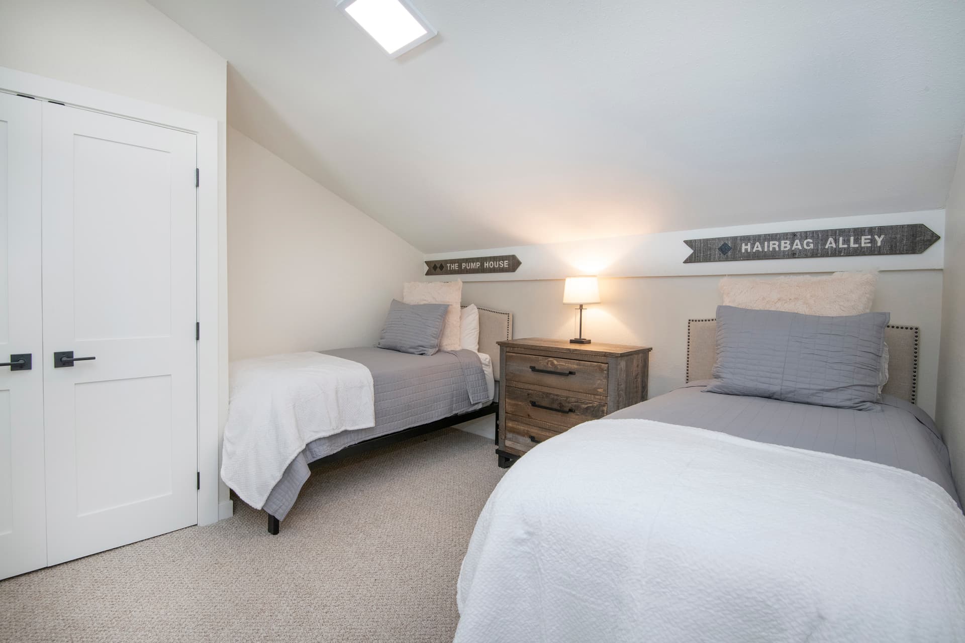 Deer Boulevard House - Image 30