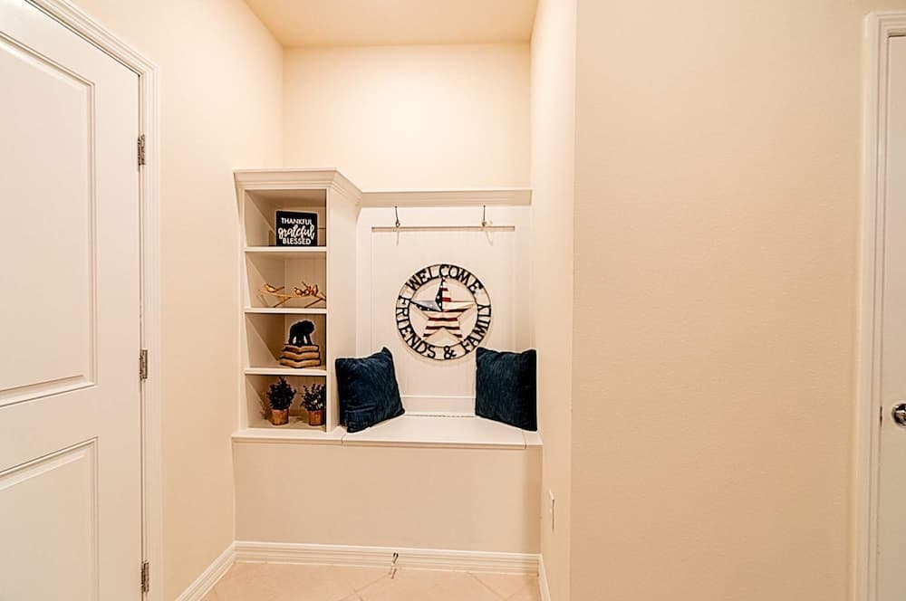 Dream Home #16101 - Image 6