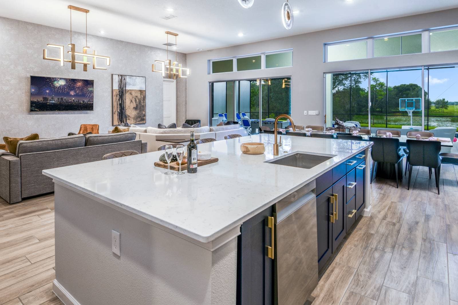 Player's Paradise - Image 7