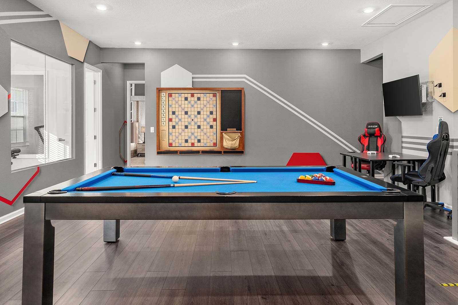 Player's Paradise - Image 18