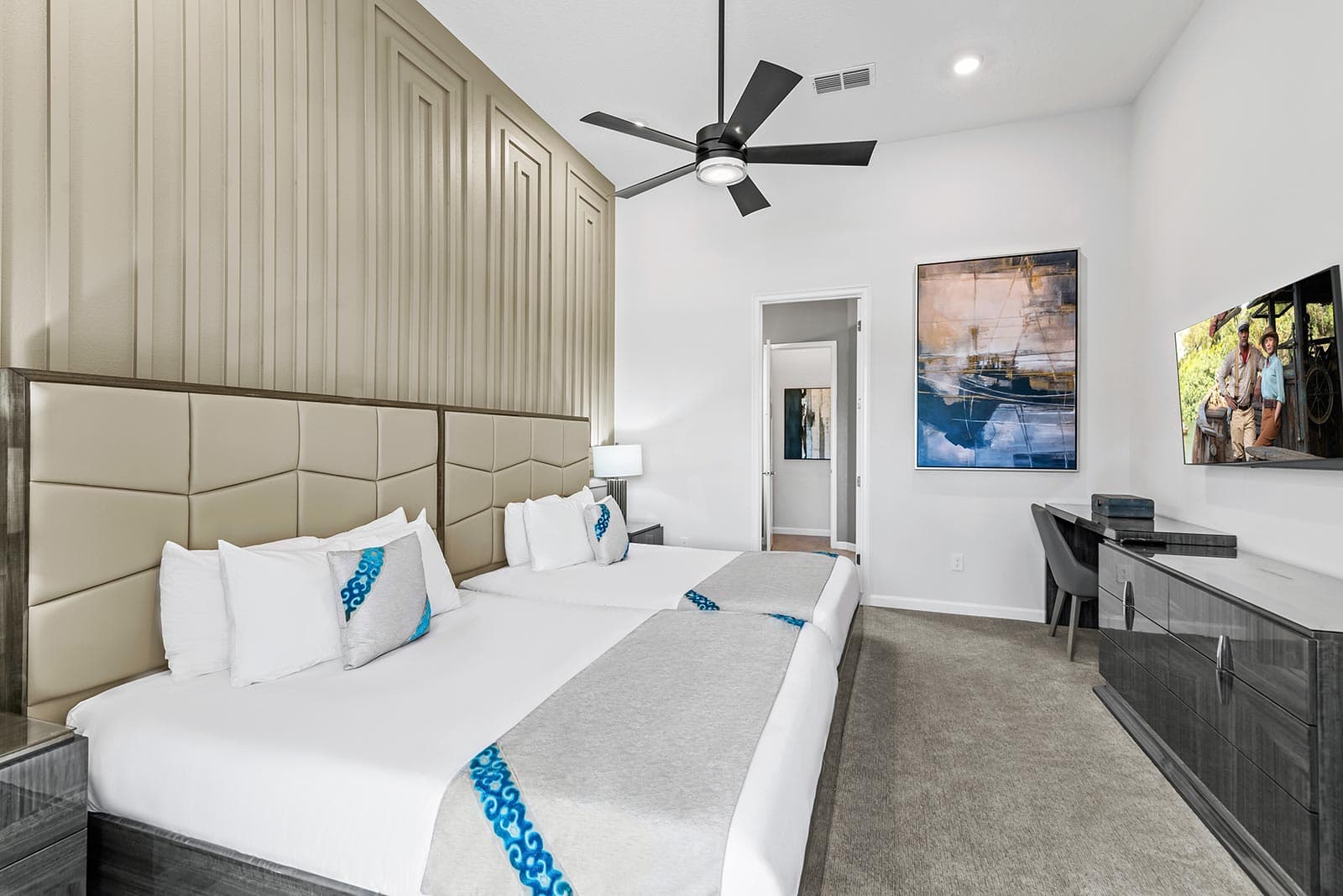 Luxury League - Image 20