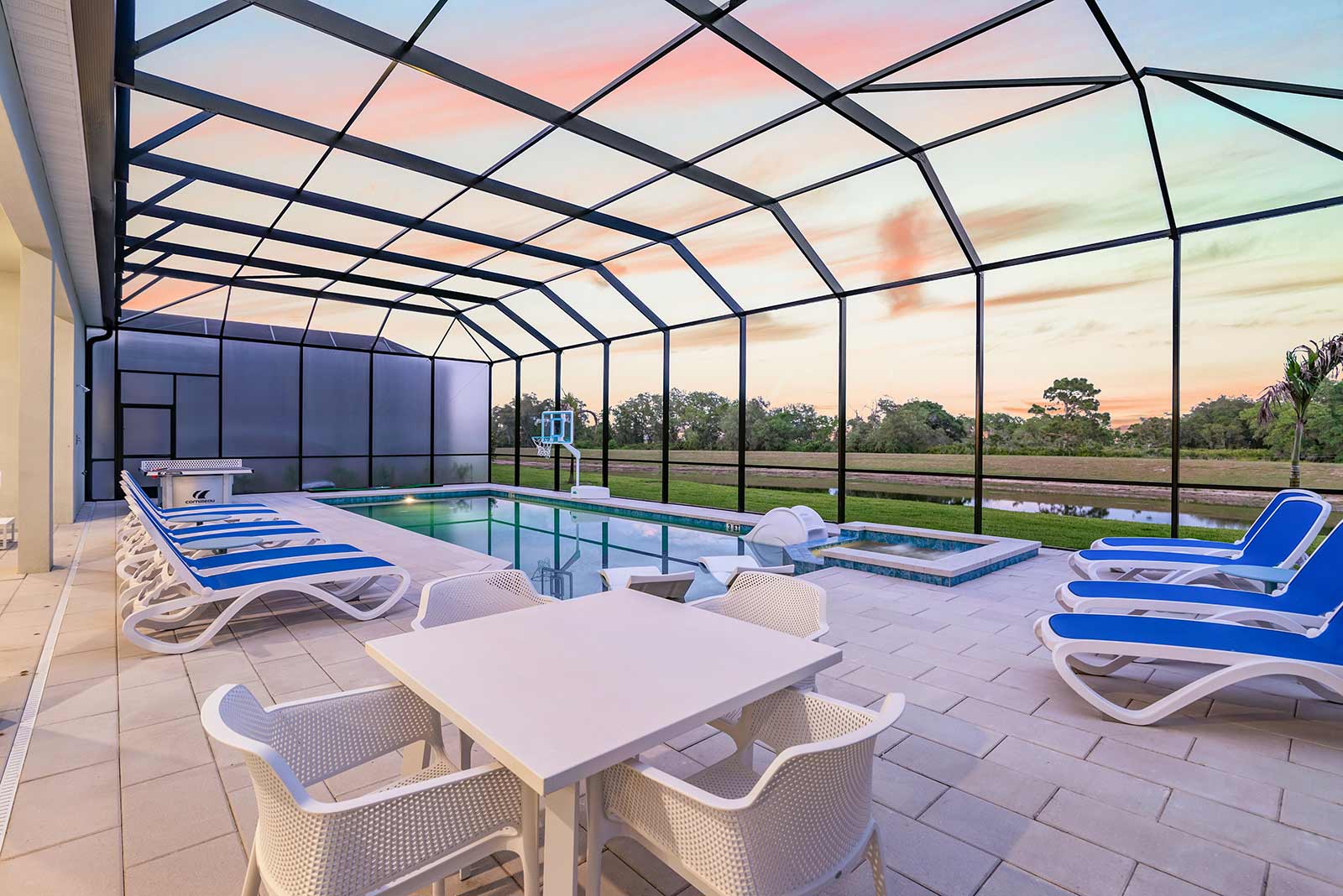 Luxury League - Image 38