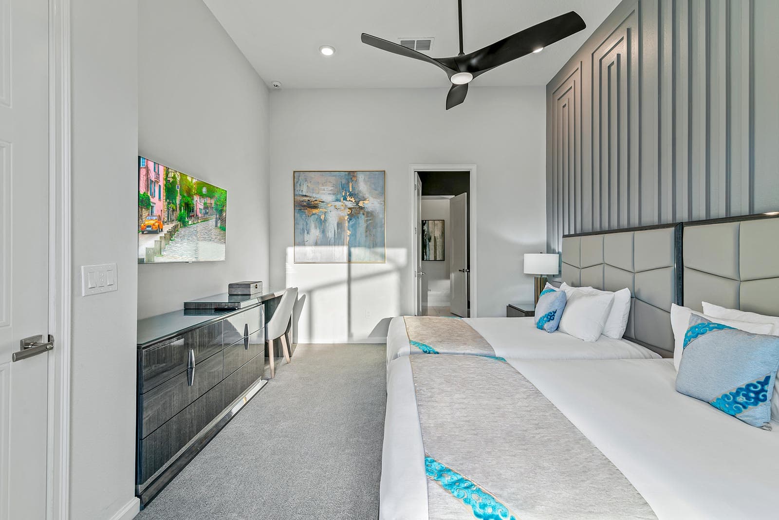 Champion's Clubhouse - Image 21