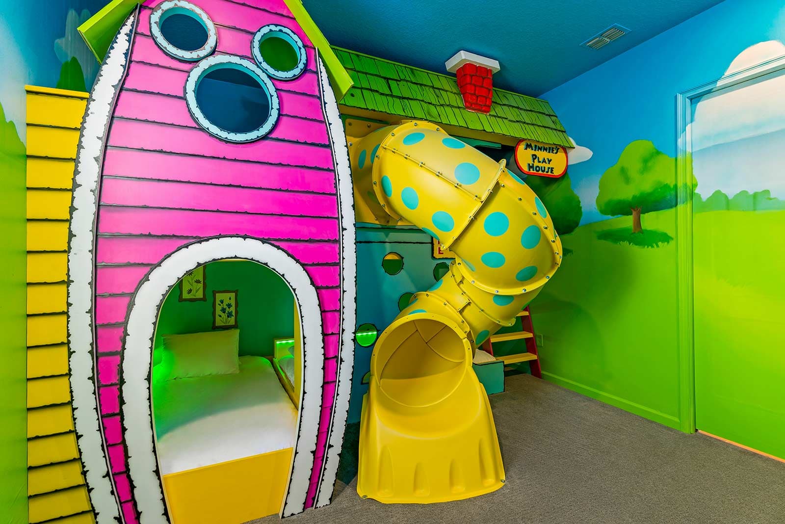 Champion's Clubhouse - Image 26