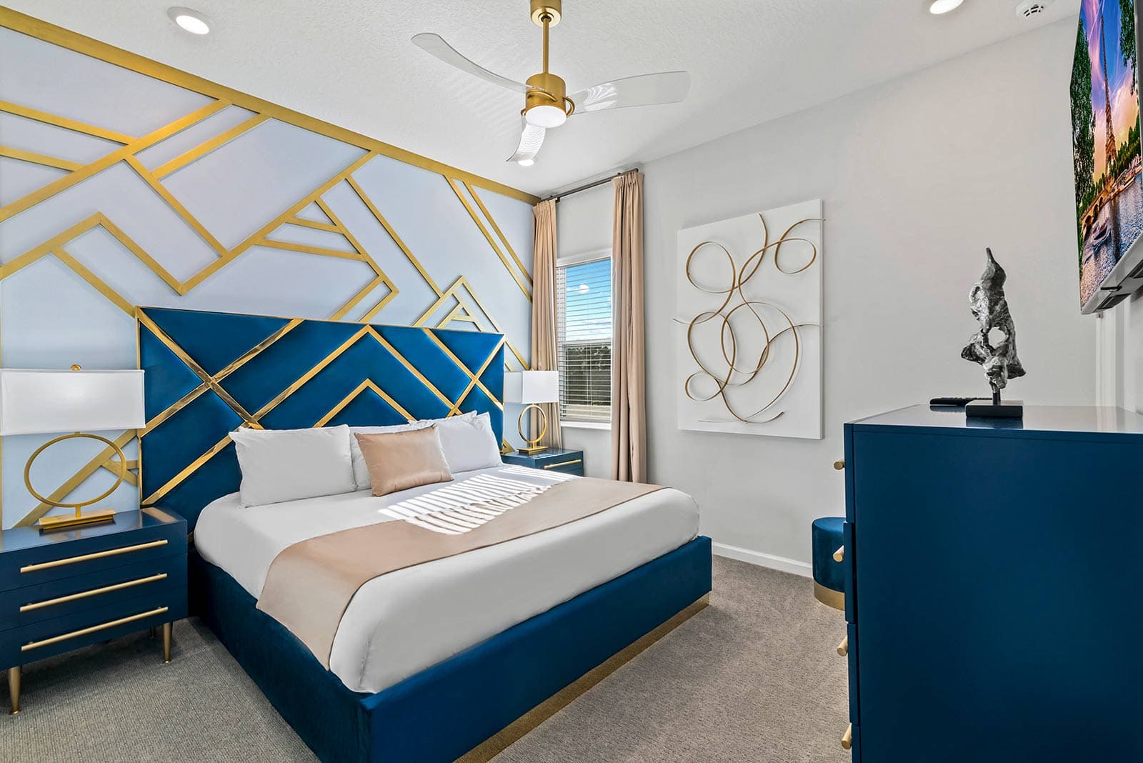 Champion's Clubhouse - Image 35