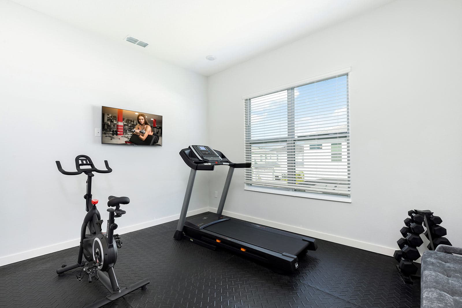 Bowling Boulevard - Image 21