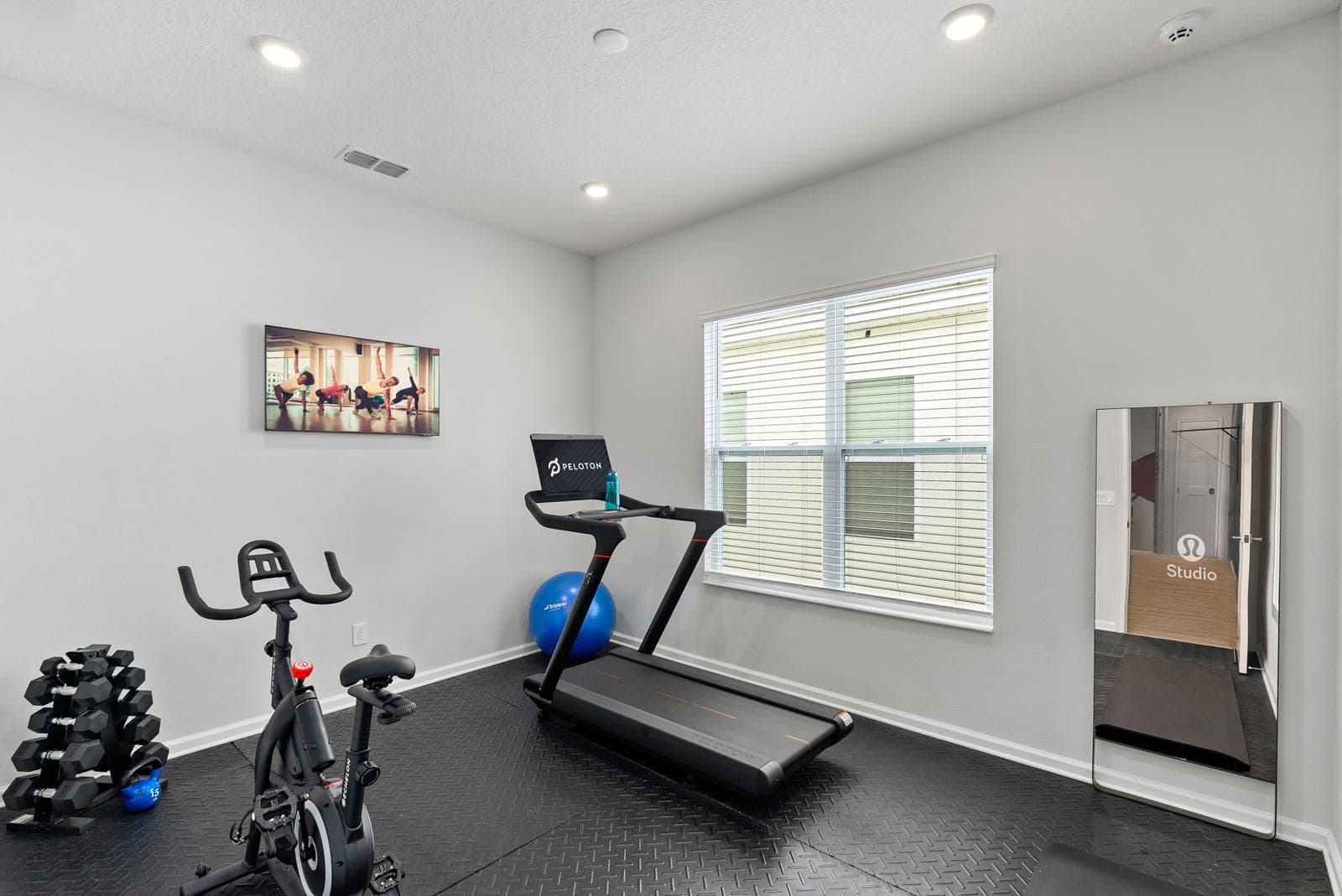 Superhero Estate - Image 23