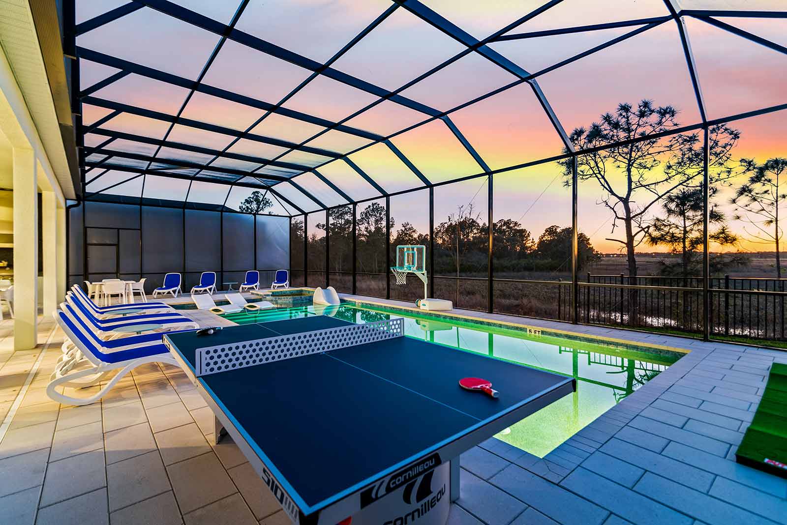 Superhero Estate - Image 38