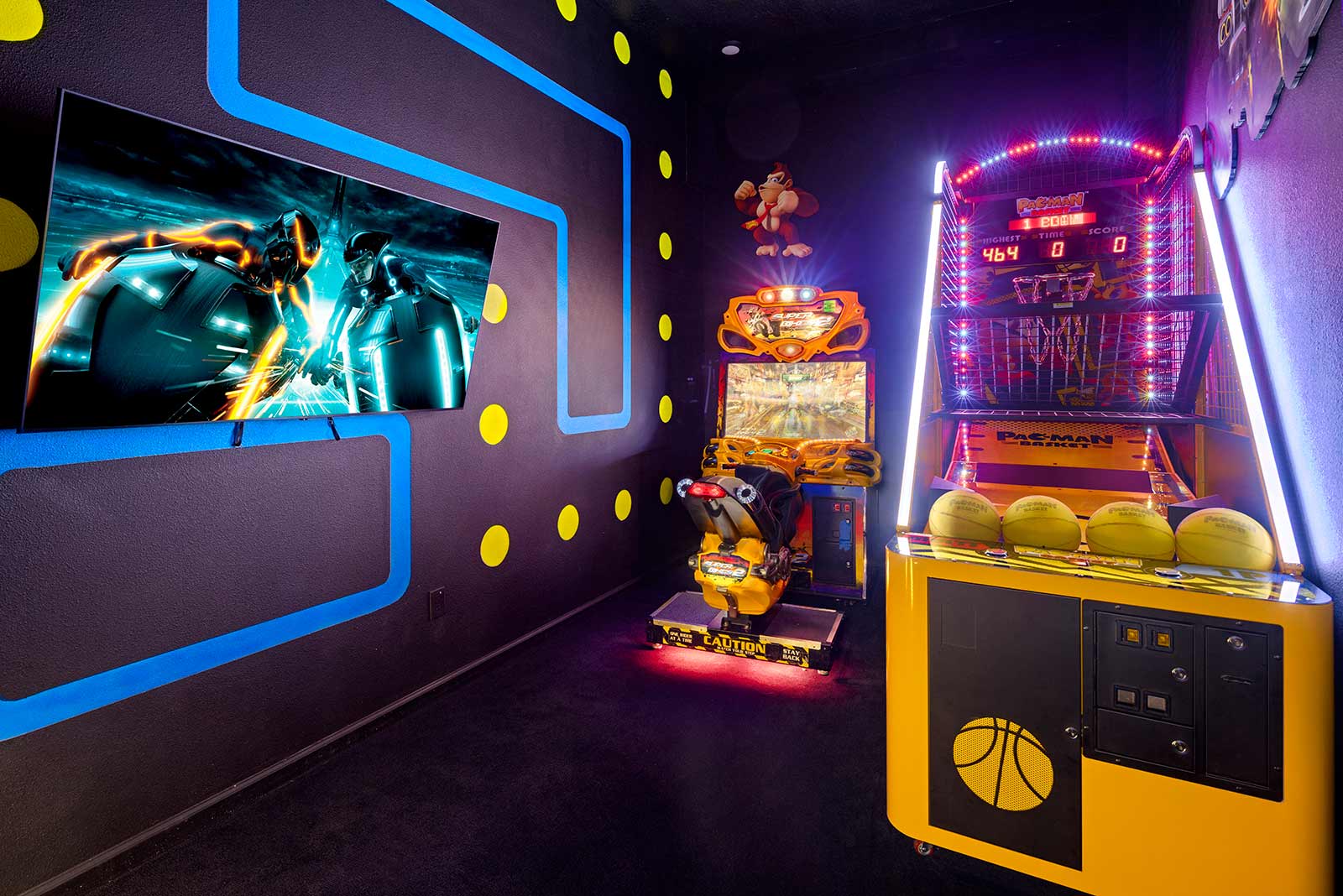 Royal Resort - Image 12