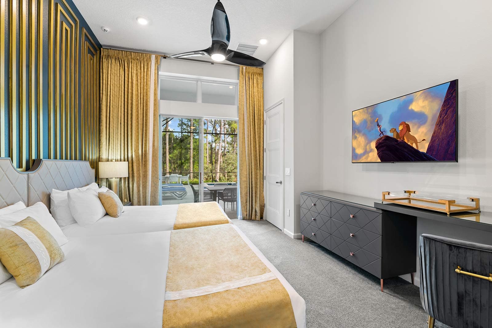 Royal Resort - Image 16