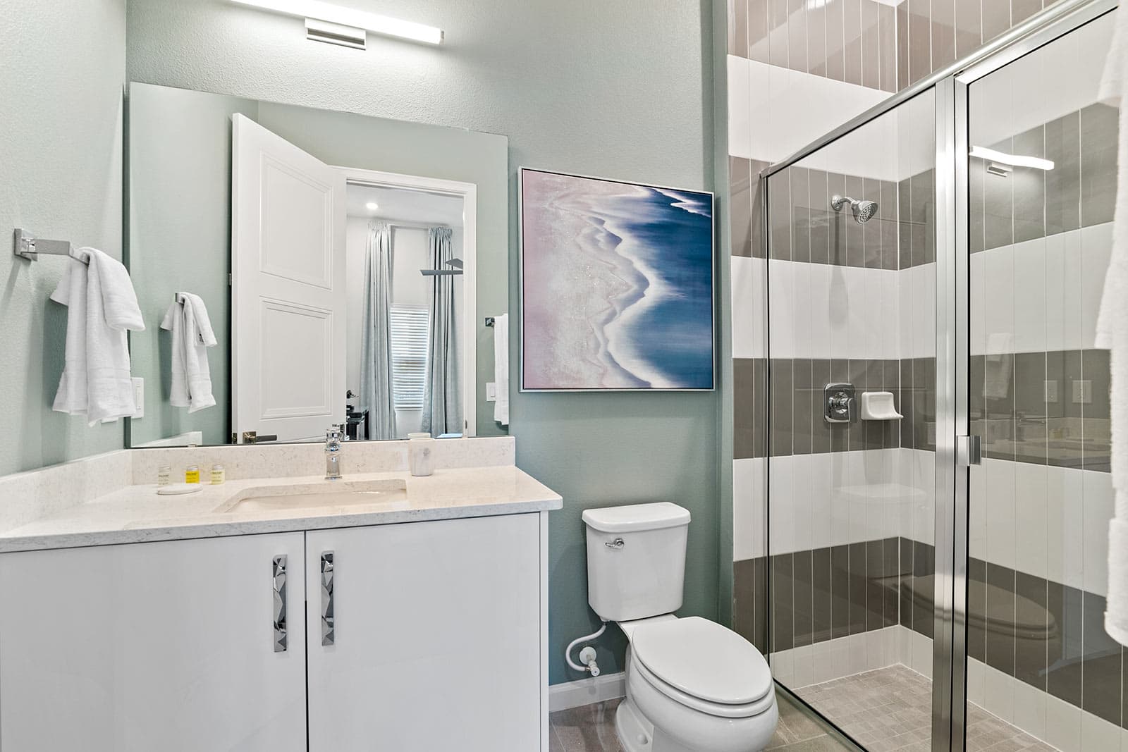 Royal Resort - Image 19