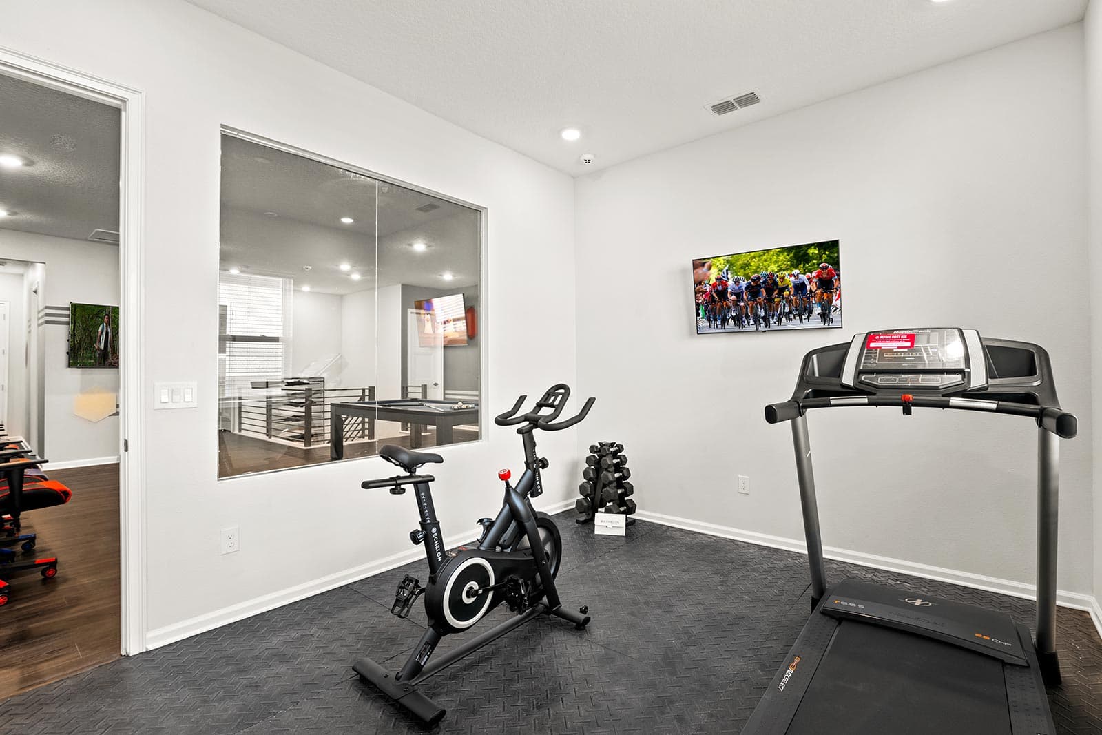 Royal Resort - Image 23