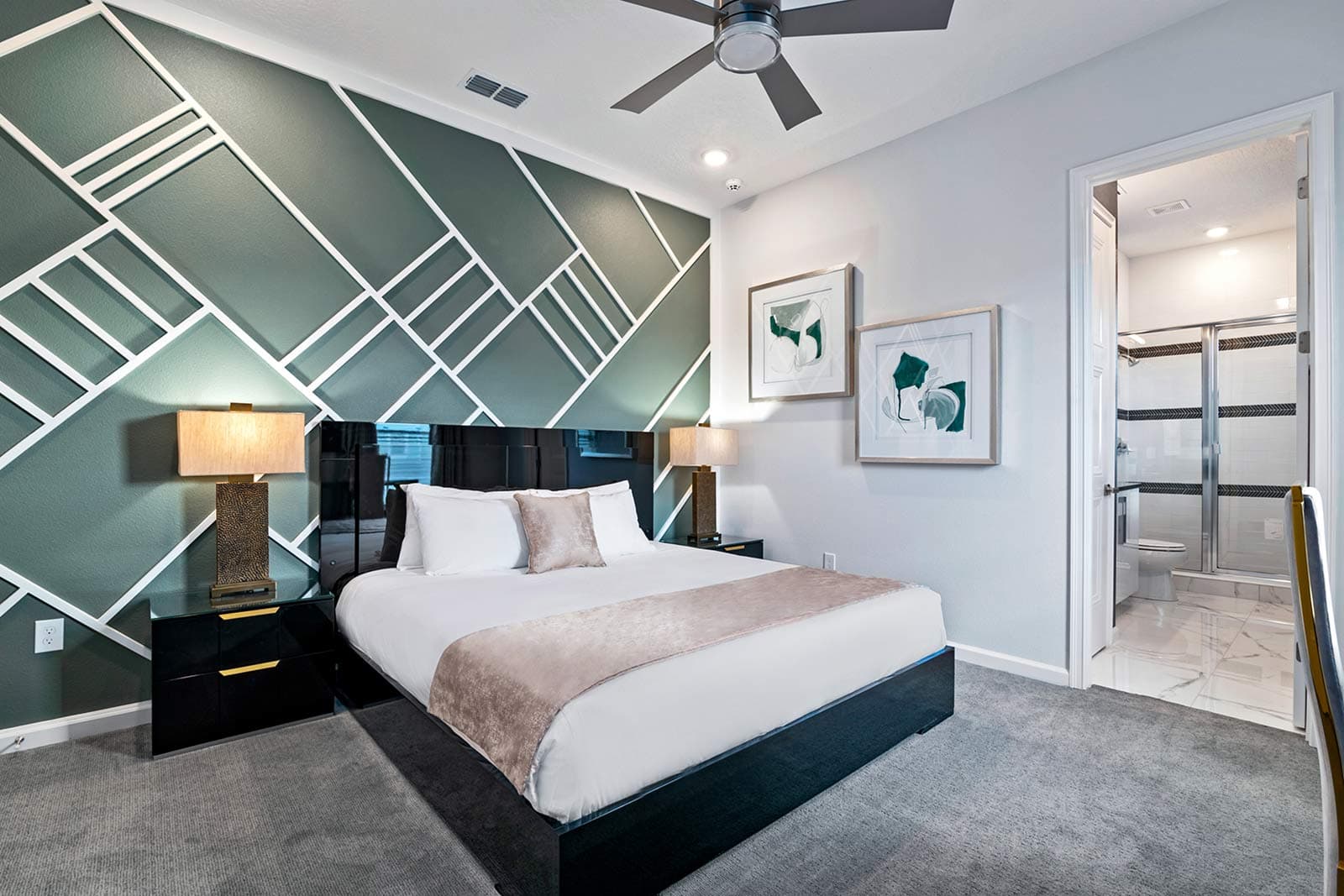 Royal Resort - Image 27