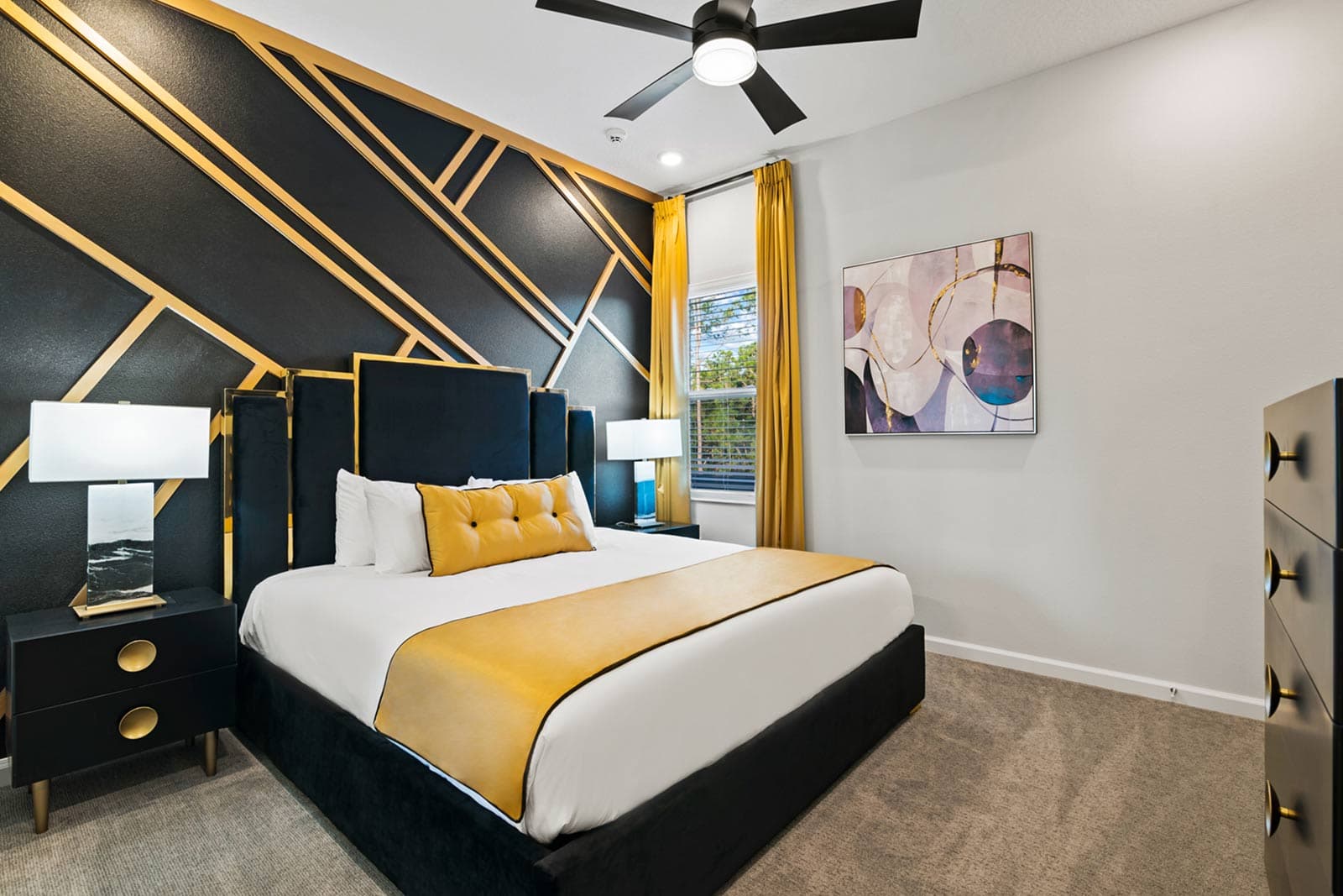 Royal Resort - Image 31