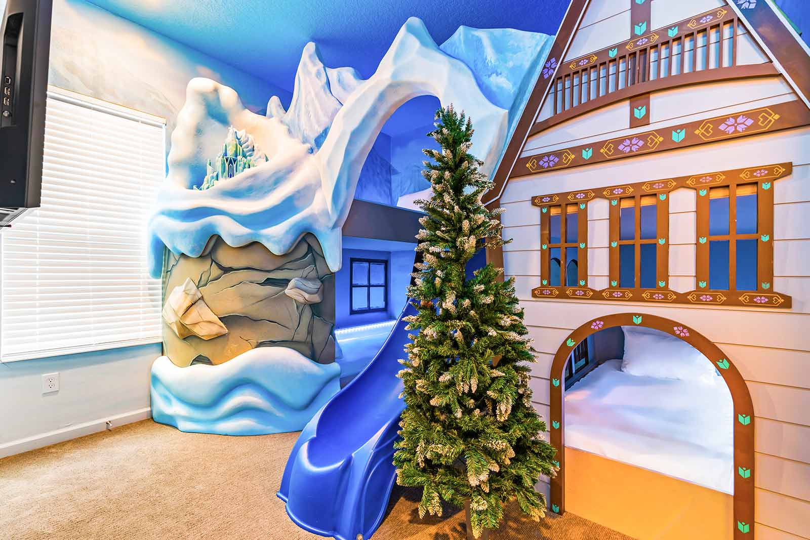 Ice Palace - Image 29