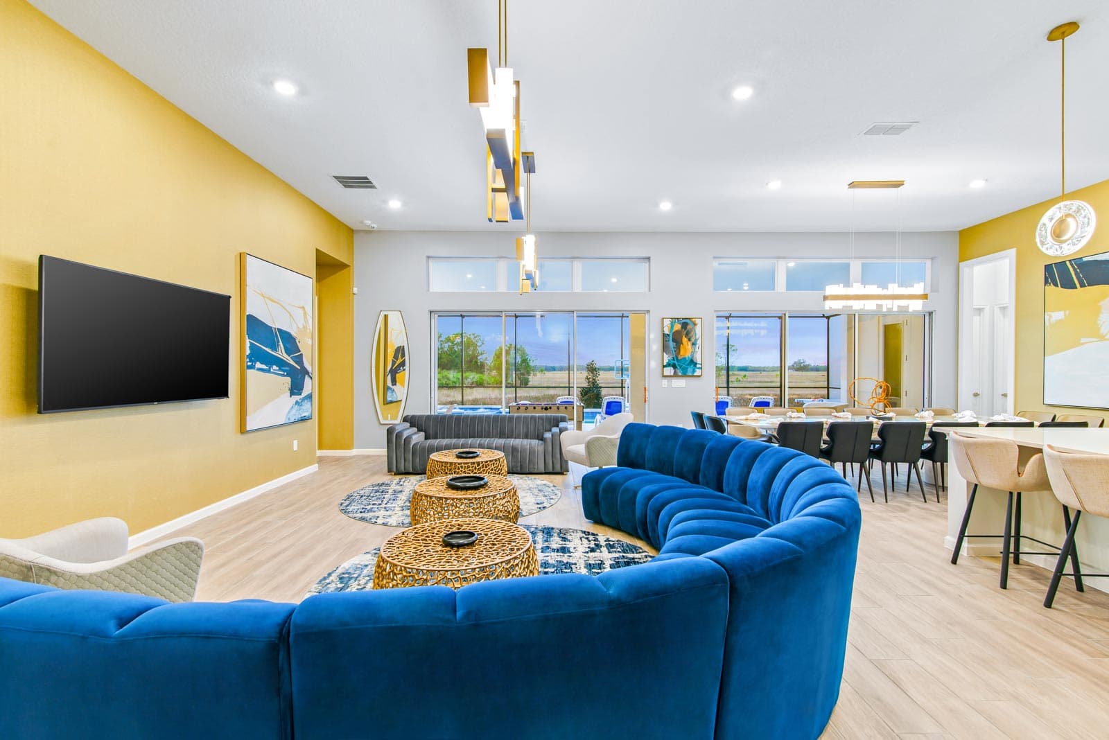 Ice Palace - Image 5