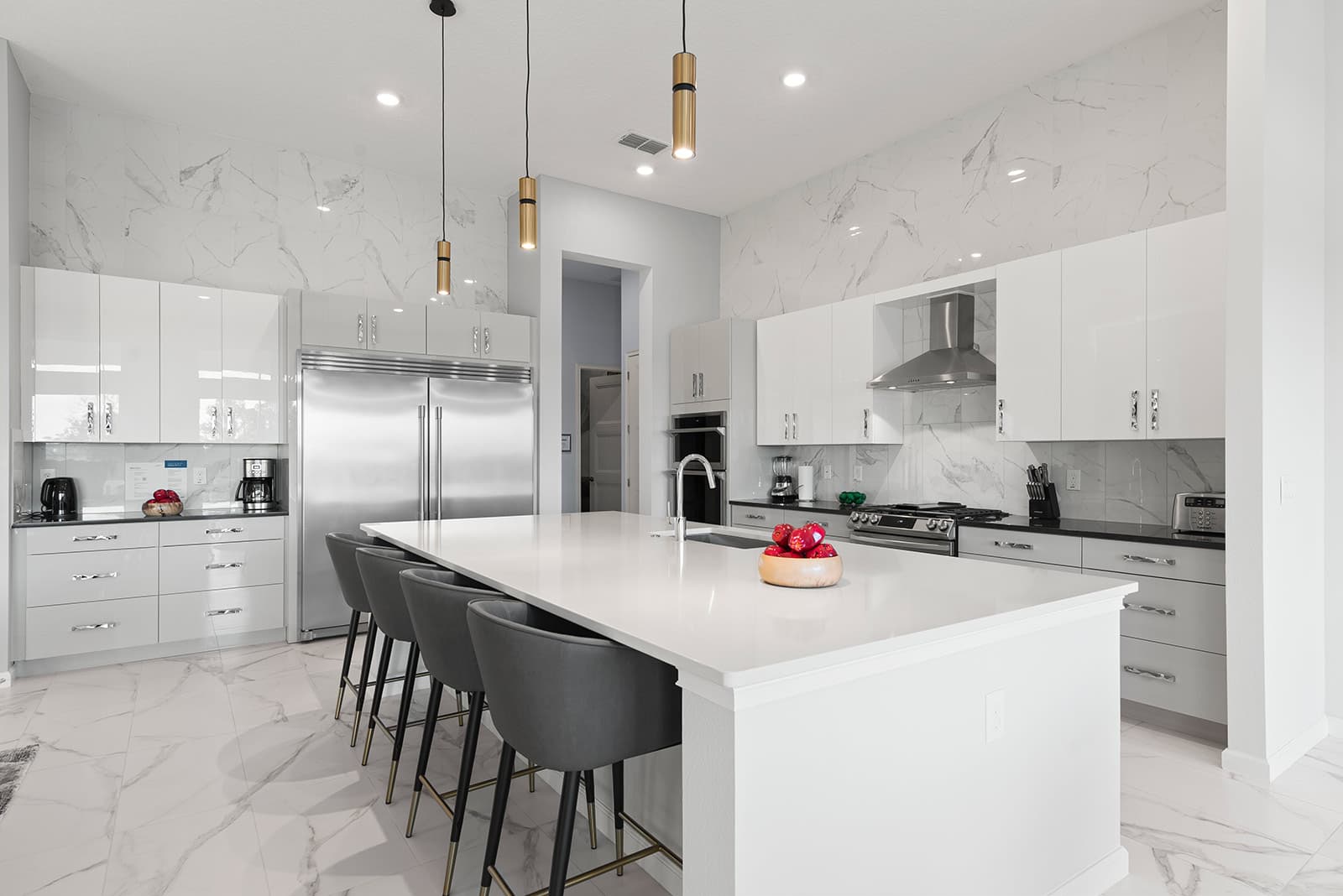 Ski Chalet - Image 5