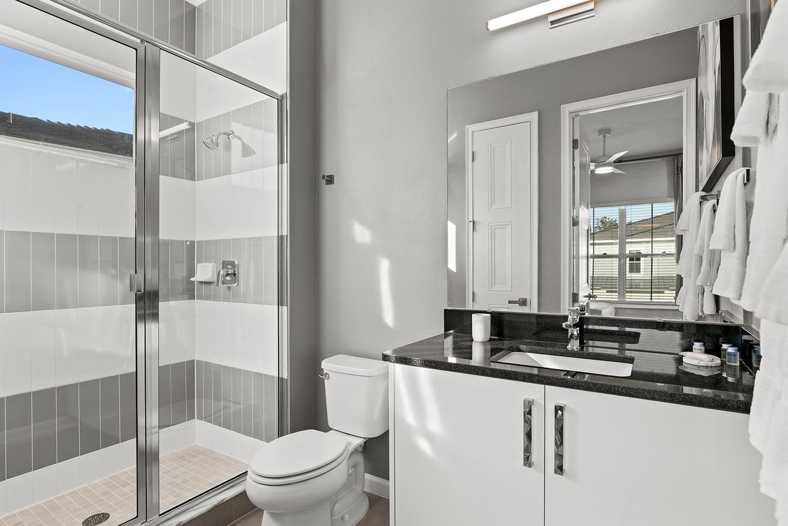 Radiant Retreat - Image 30