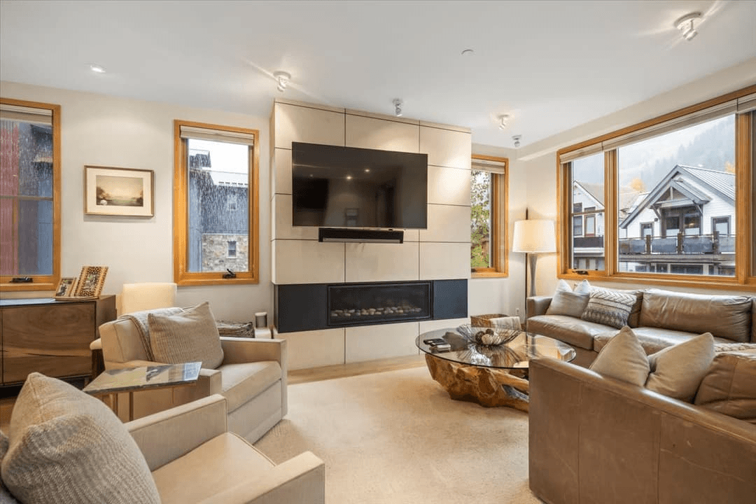 Aspen Terrace - Image 1
