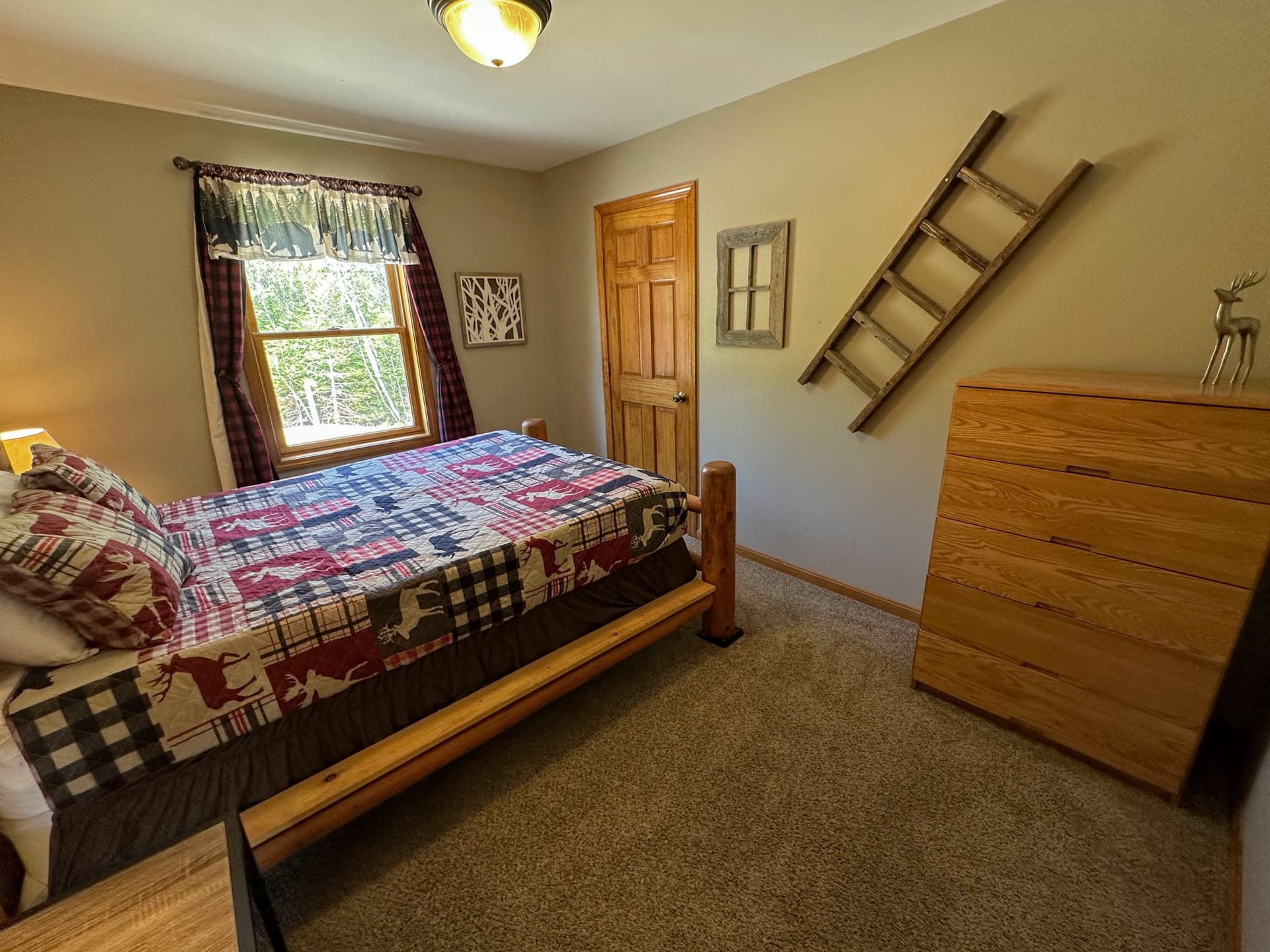 Moose Lodge - Image 25