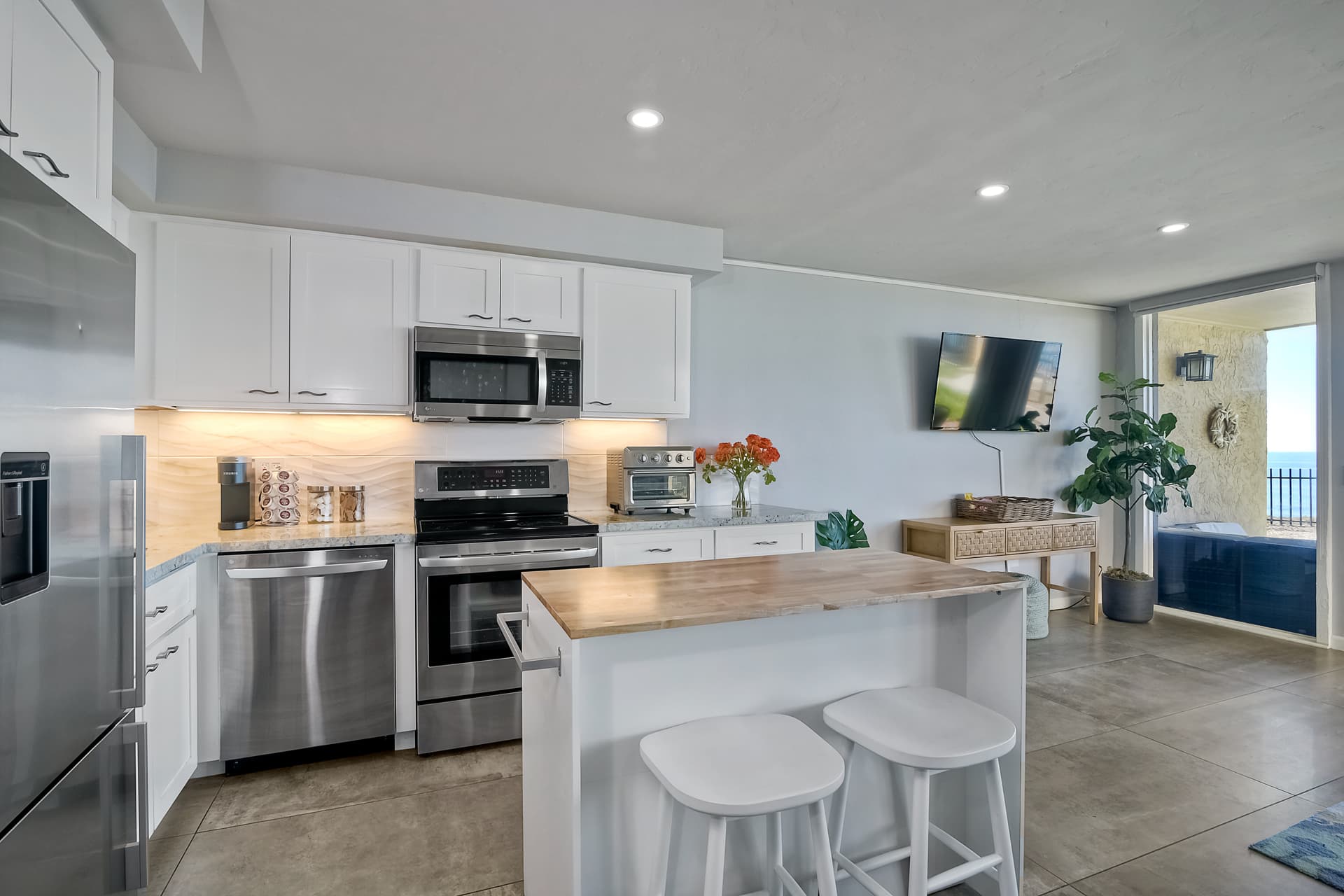 Del Mar Shores - Image 5