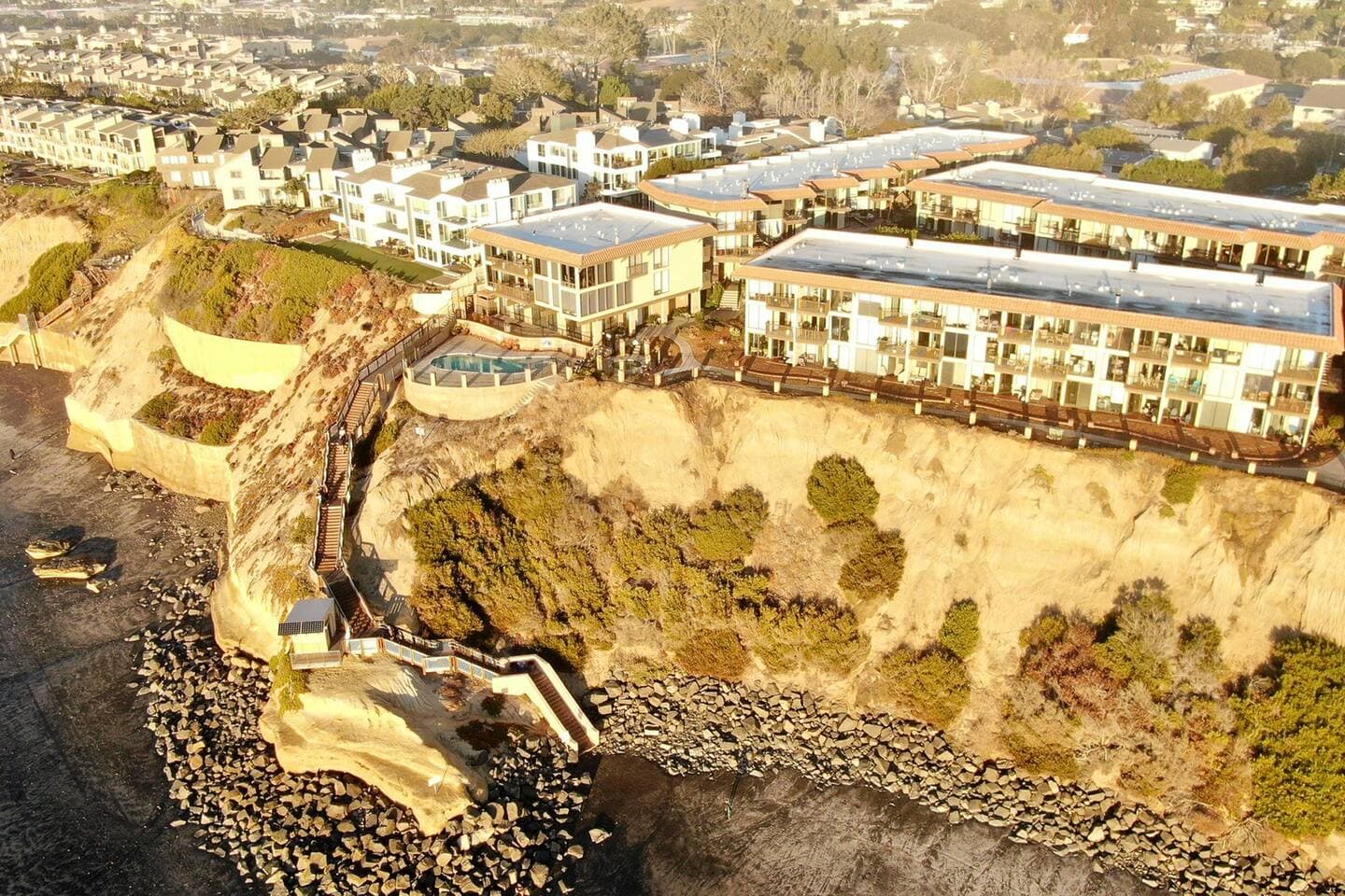 Del Mar Shores - Image 22