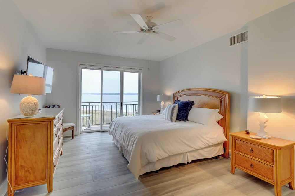 South Beach Club Villa #1919 - Image 4