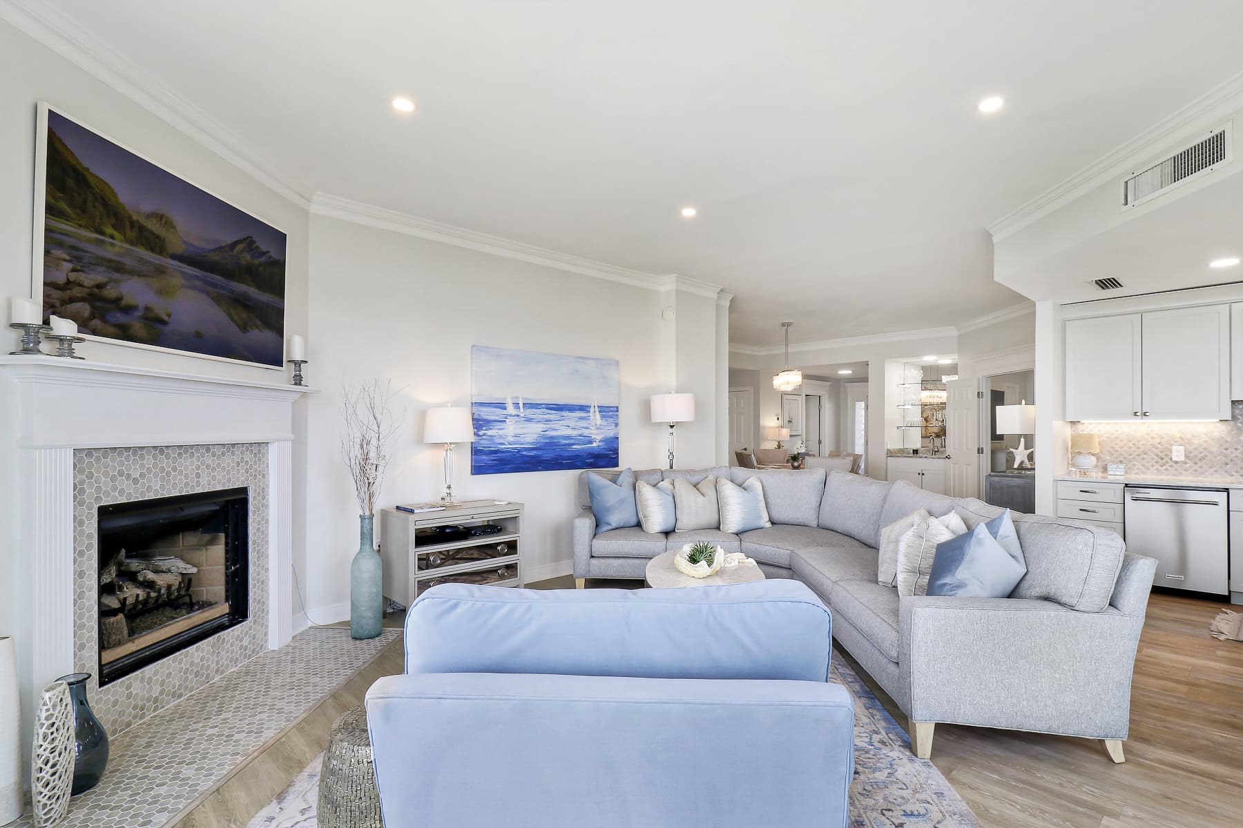 South Beach Club Villas #1922 - Image 4