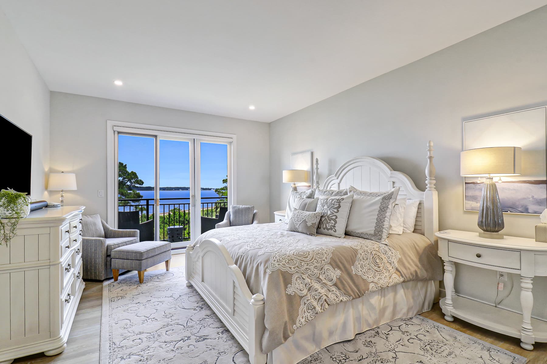 South Beach Club Villas #1922 - Image 4