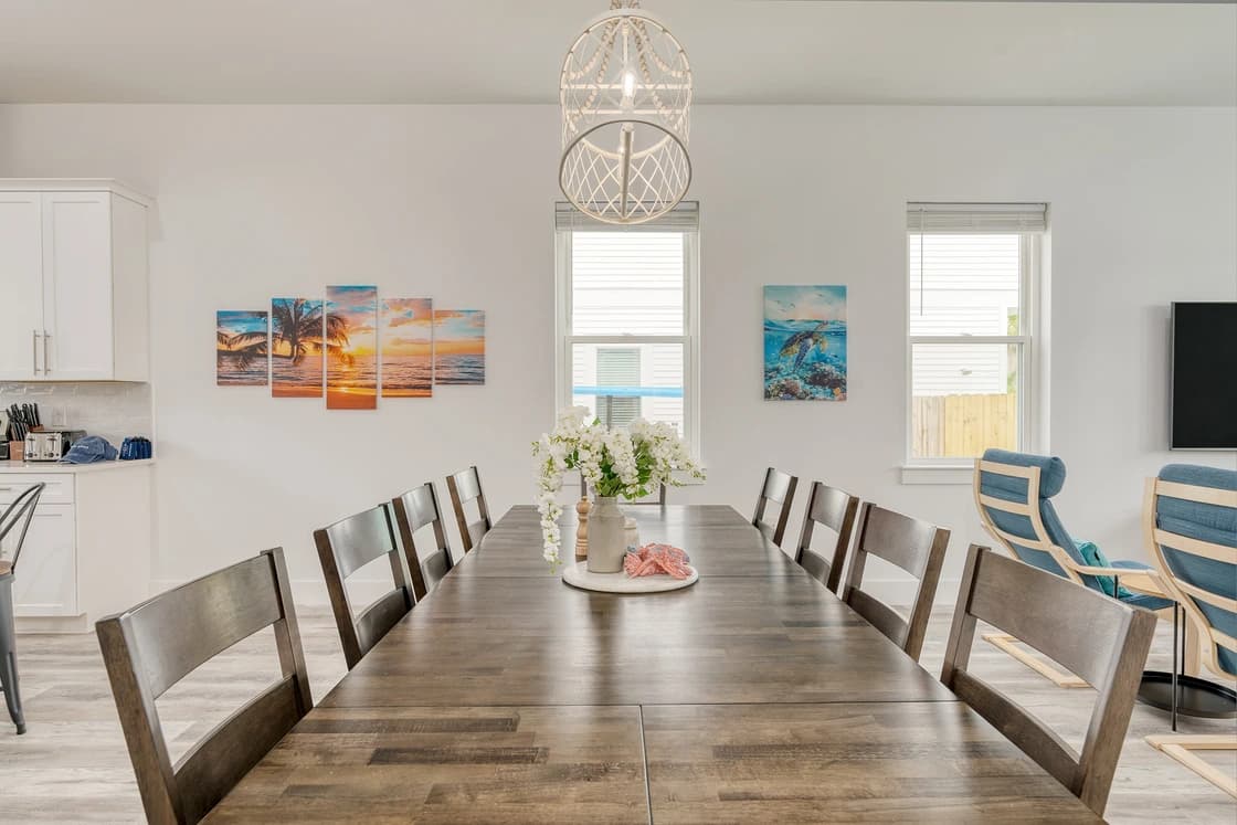 Flipper Manor - Image 7