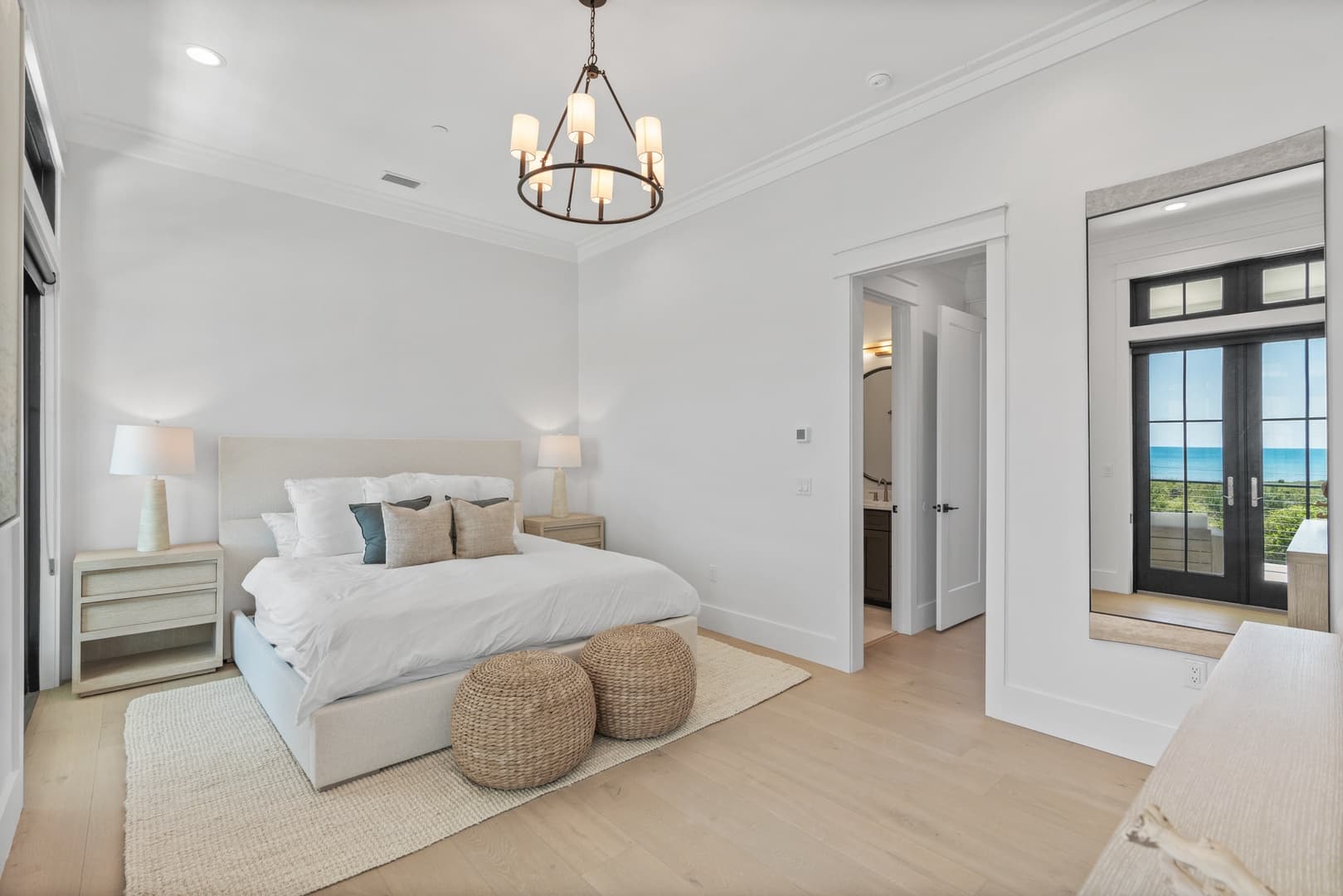 Grand Pearl - Image 64