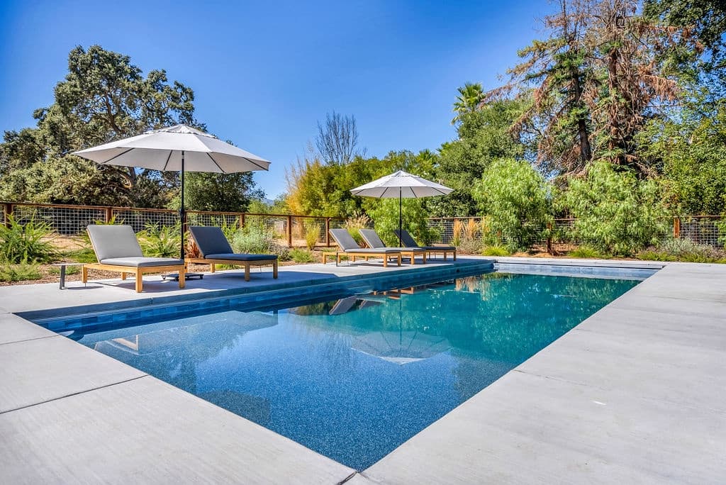 Farmhouse Bliss - Image 5