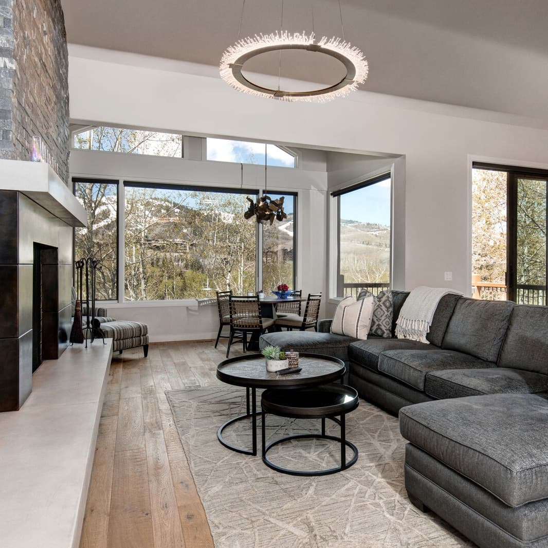 Little Belle Residence #5 - Image 2