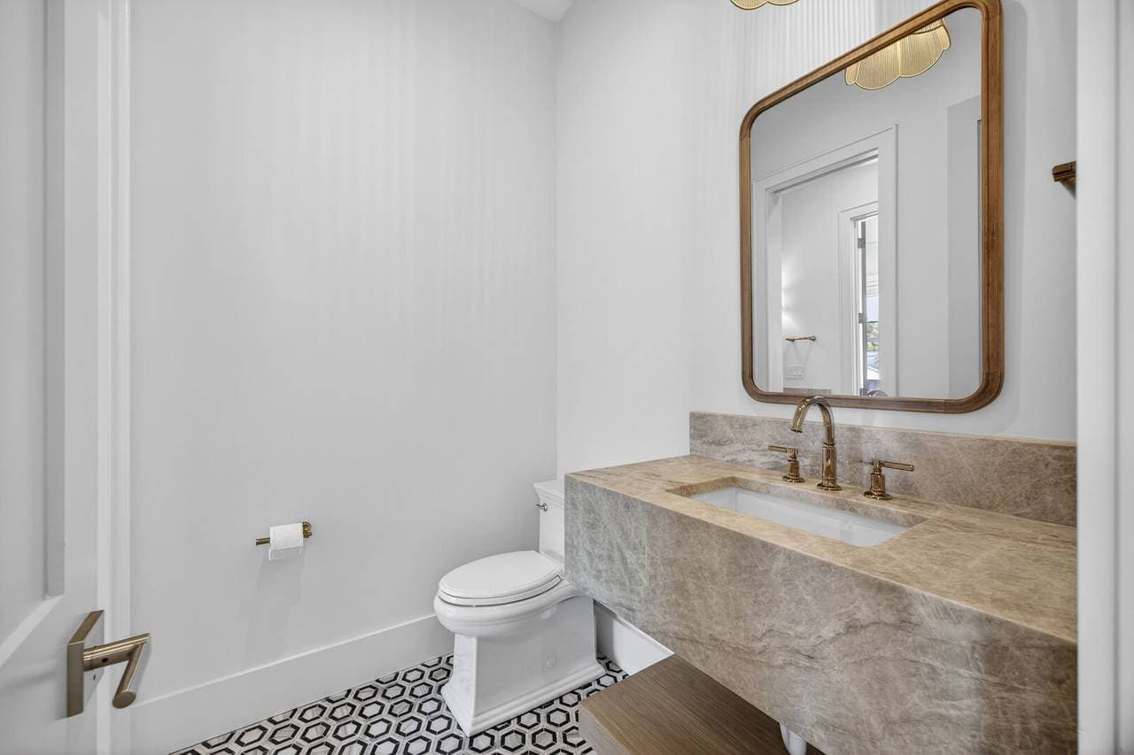 Cameron Coastal Retreat - Image 32