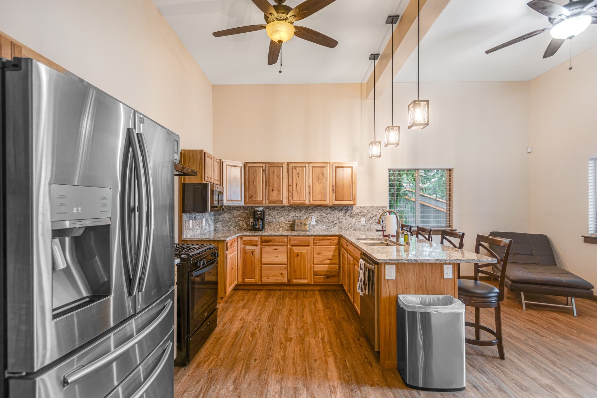 DeJa View - Image 11