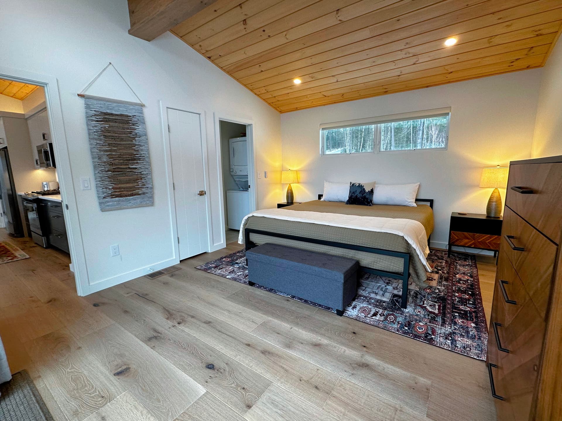 Hollow Tree Home - Image 10