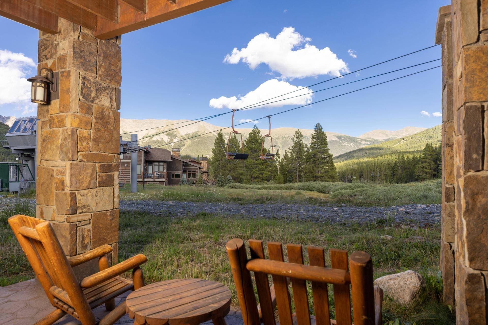 Lumber Jack Lodge - Image 34