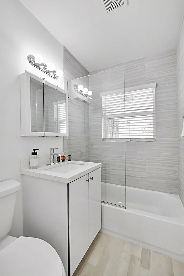 Ceasar's Place - Image 20