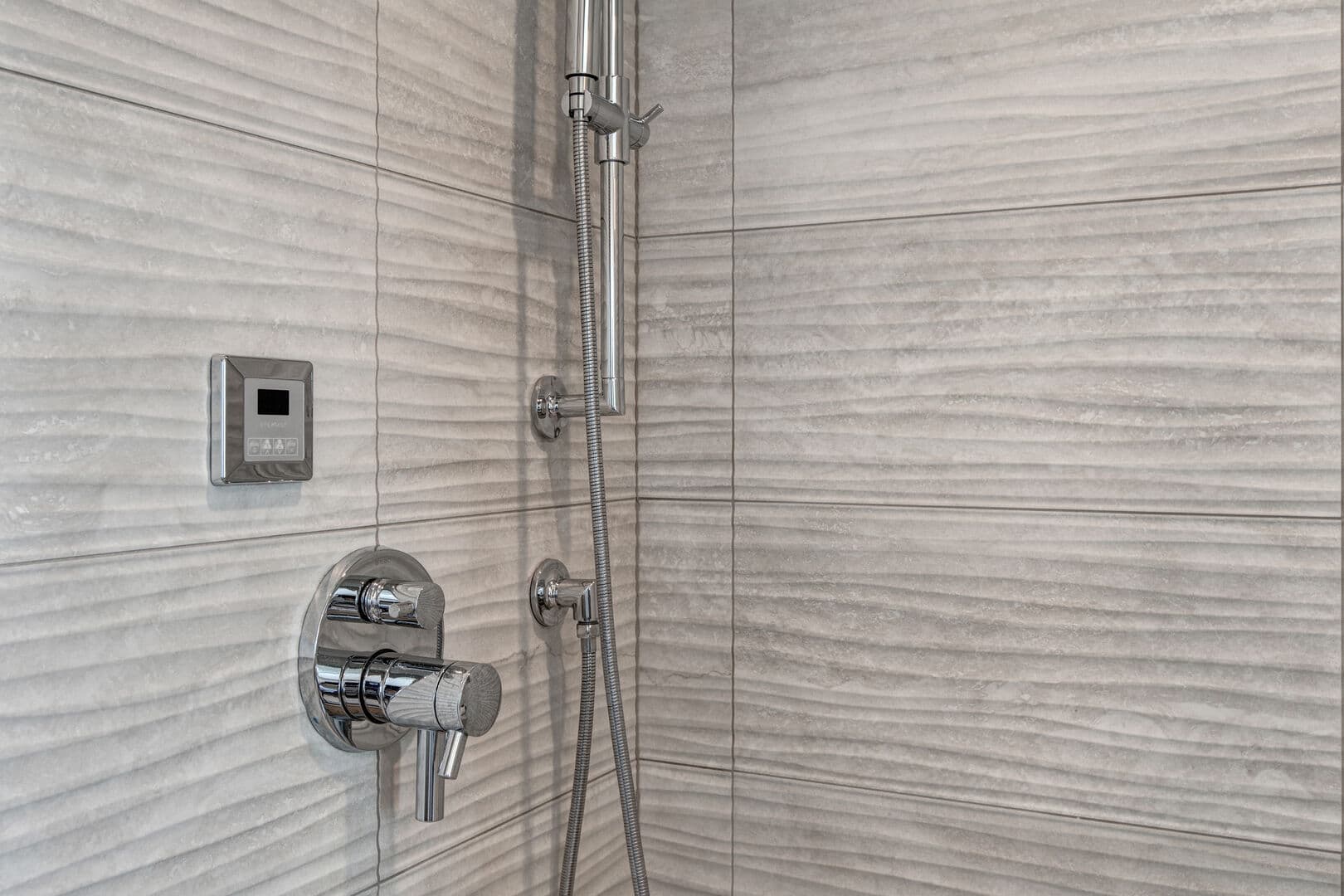 Kings Crown - Image 26