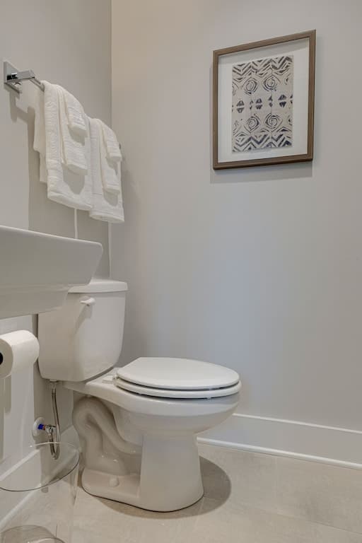 Charlotte Home - Image 13