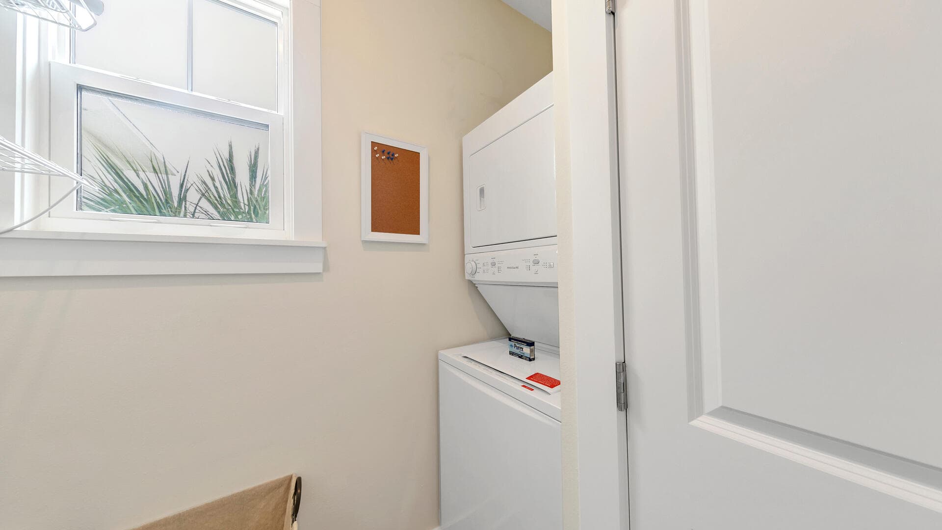 Blue Lake Home - Image 9