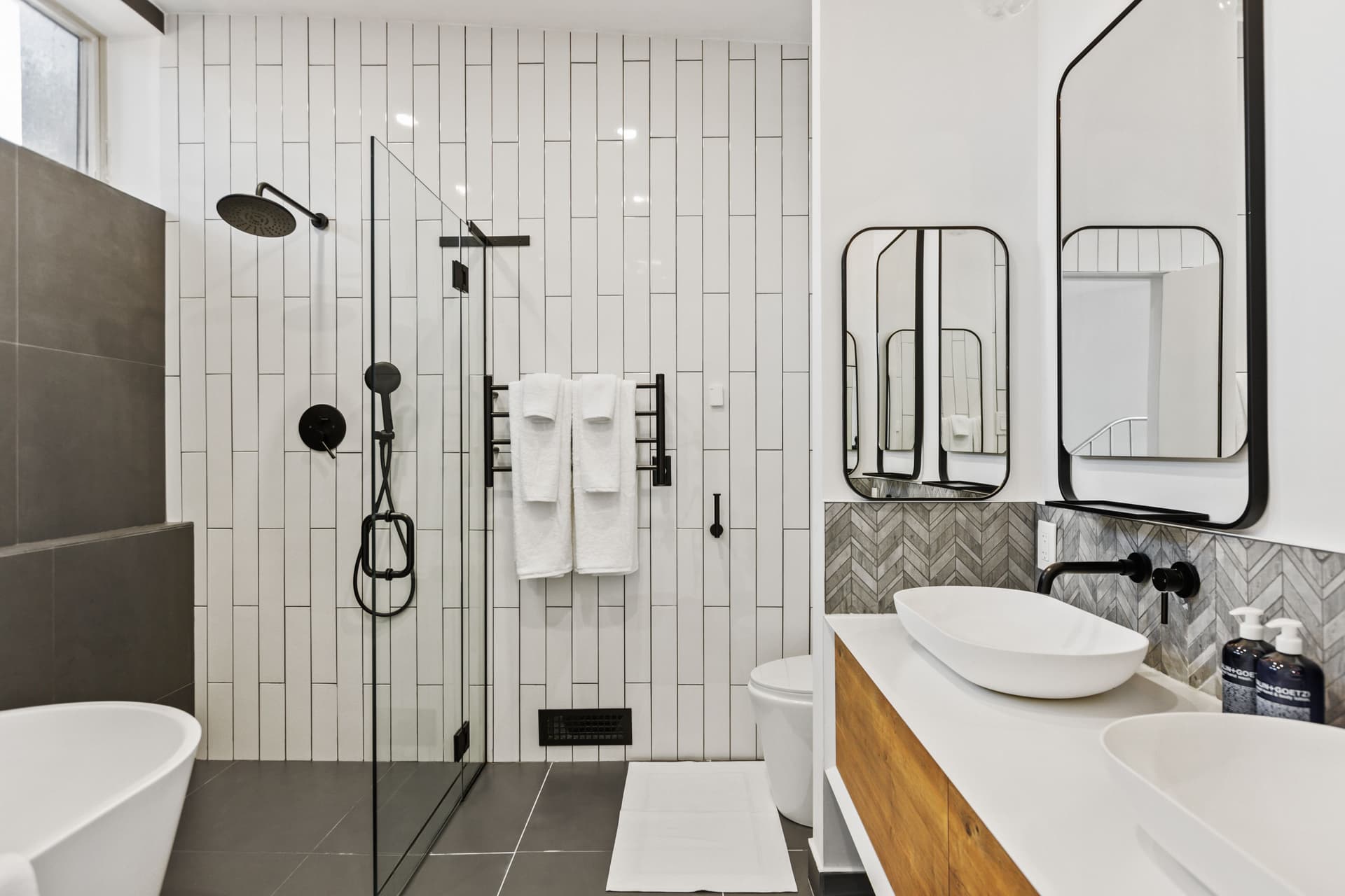 Still Ex Residence - Image 44