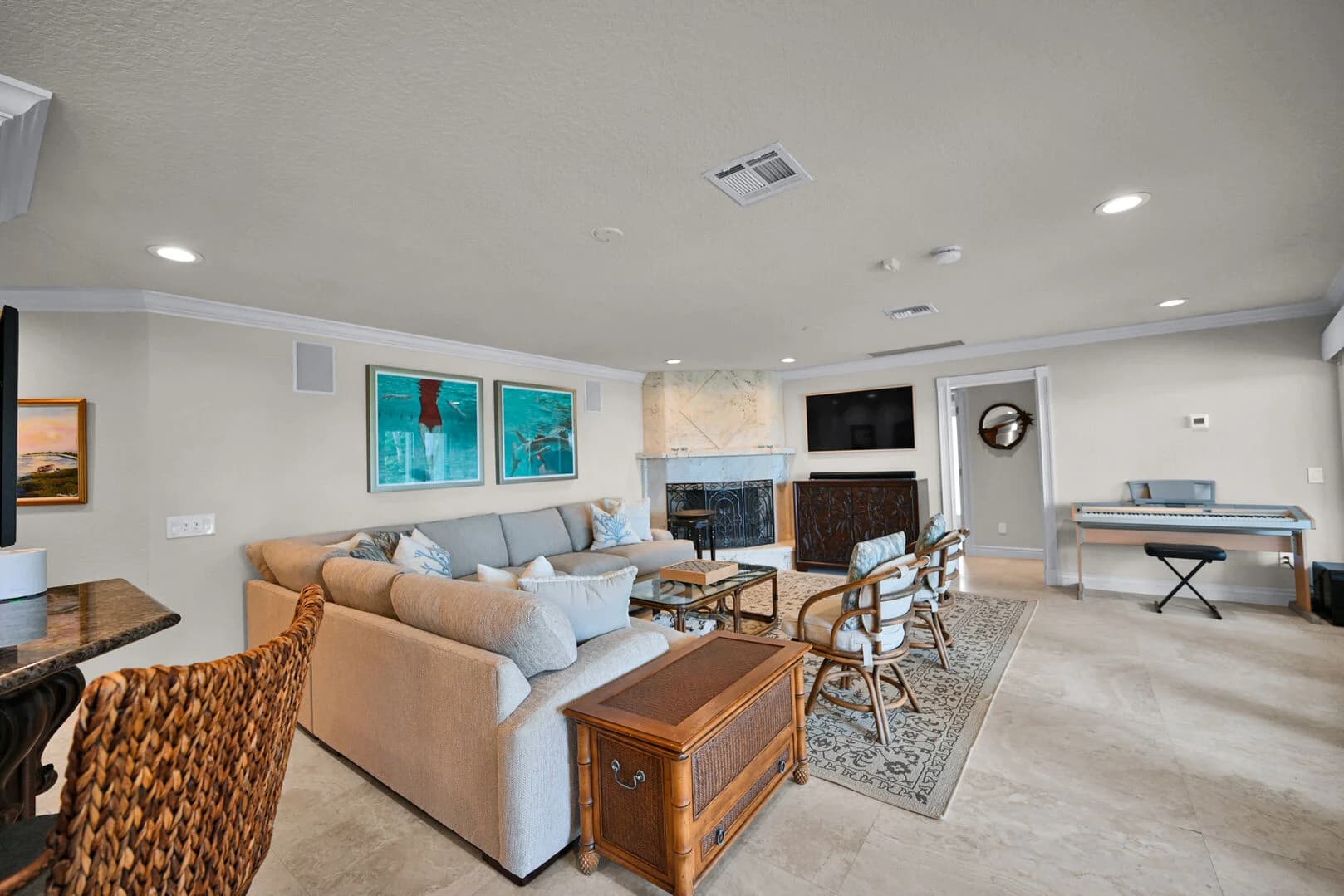 Oceanfront Estate - Image 3