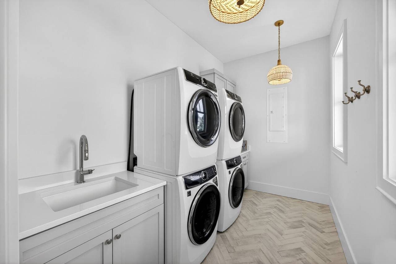 Cameron Coastal Retreat - Image 41