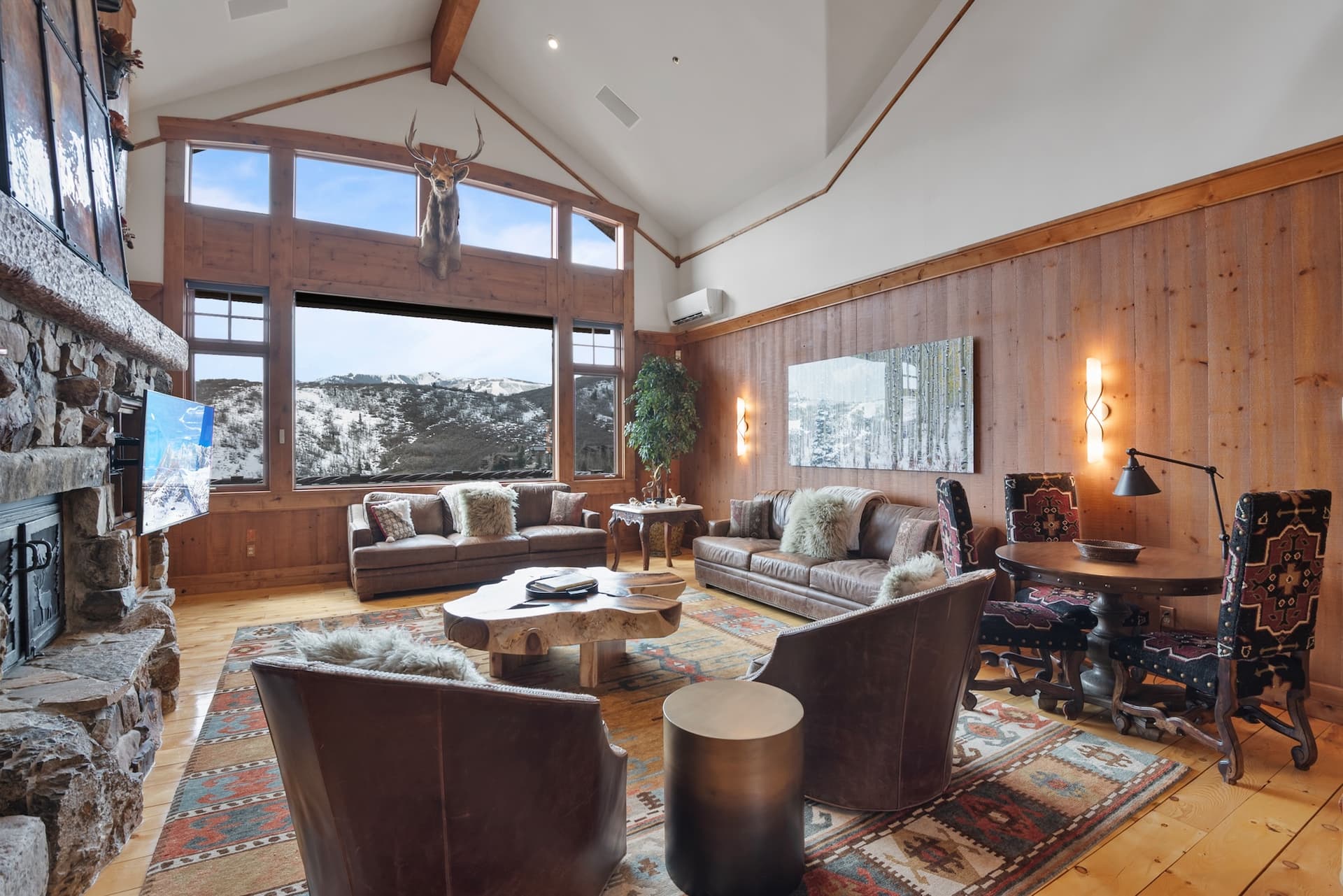 Timber Lodge at the Oaks - Image 1