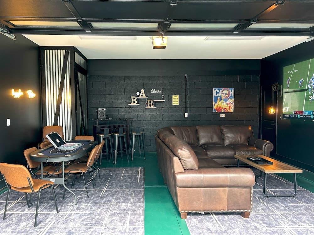 City Jam House - Image 81