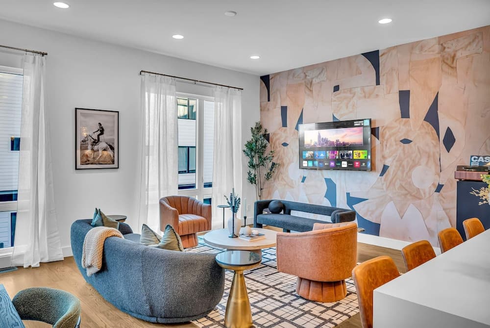 City Jam House - Image 68