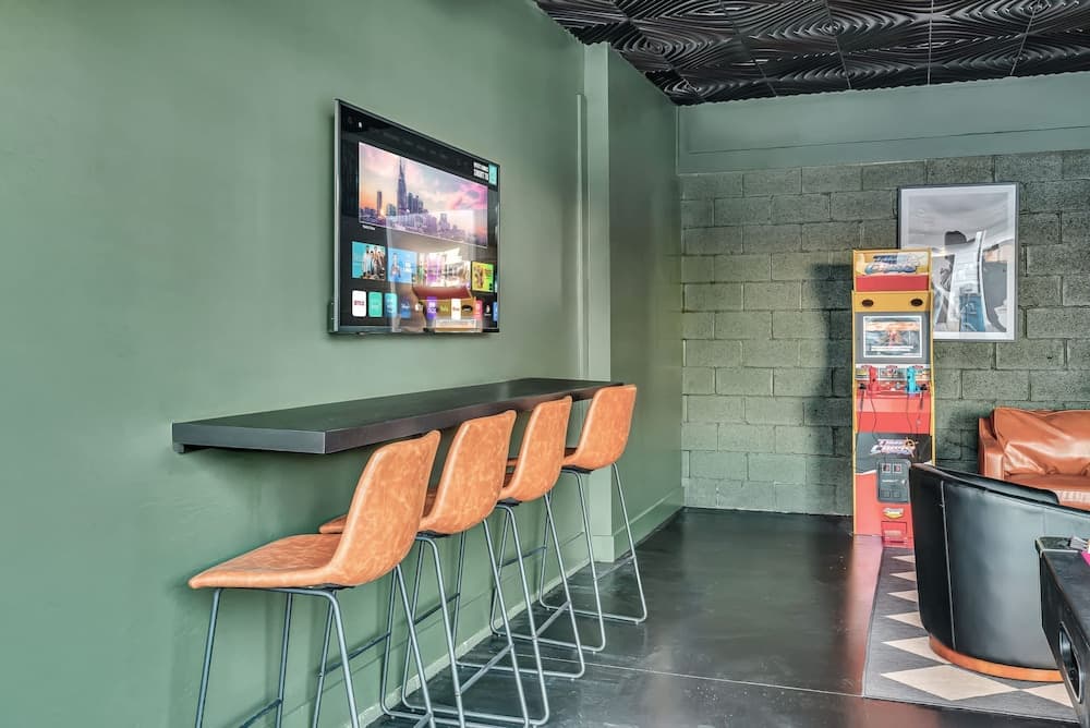 City Jam House - Image 49