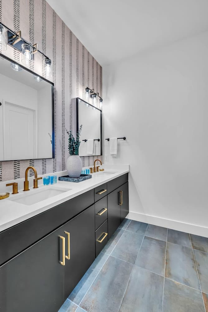 City Jam House - Image 58